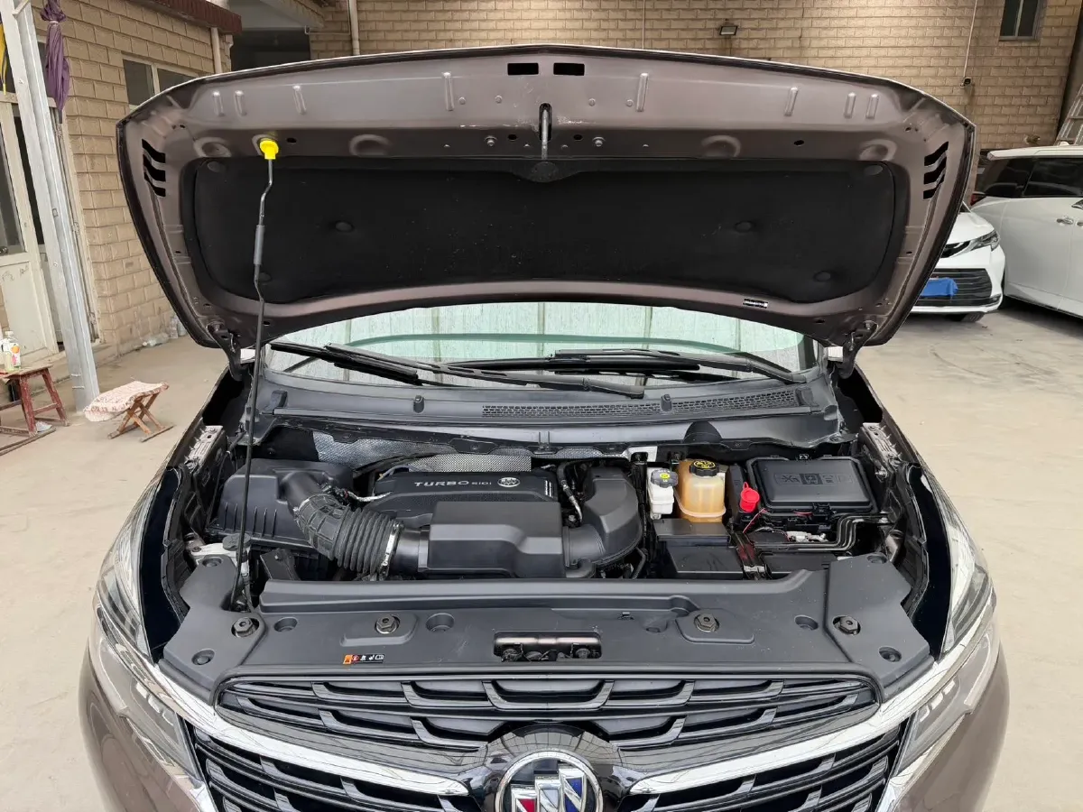 2021 Buick GL8 2.0T 237HP L4 9AT,autocango,china used car exporter,china ev exporter,chinese used car exporter,chinese used ev exporter
