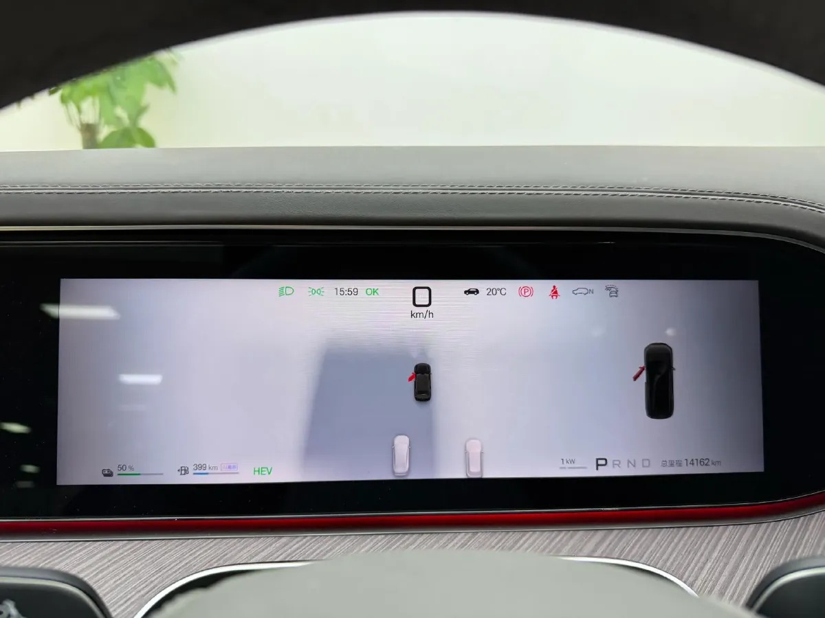 2025 Denza DenzaN9 2.0T 207HP L4 E-CVT PHEV,autocango,china used car exporter,china ev exporter,chinese used car exporter,chinese used ev exporter