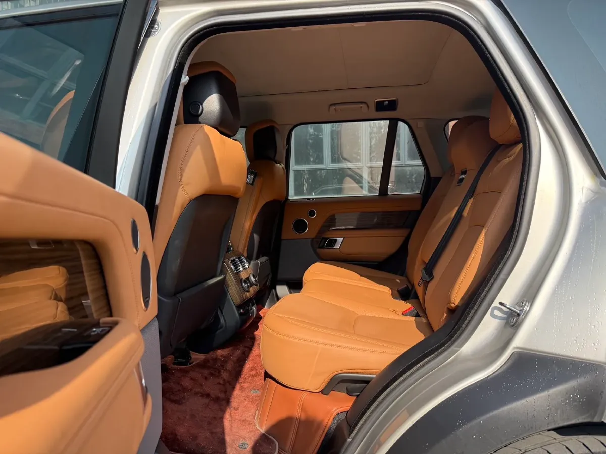 2018 Land Rover Range Rover Evoque 2.0T 241HP L4 9AT,autocango,china used car exporter,china ev exporter,chinese used car exporter,chinese used ev exporter