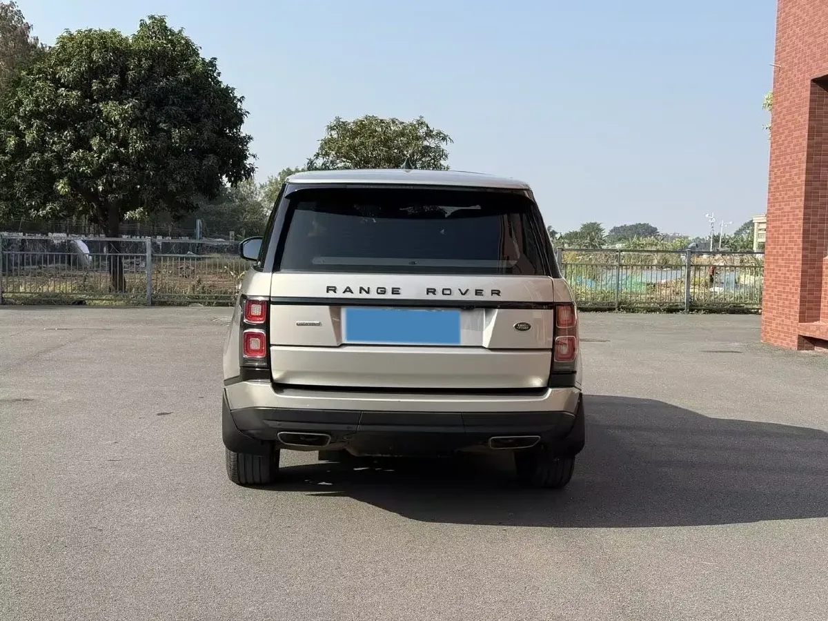 2018 Land Rover Range Rover Evoque 2.0T 241HP L4 9AT,autocango,china used car exporter,china ev exporter,chinese used car exporter,chinese used ev exporter