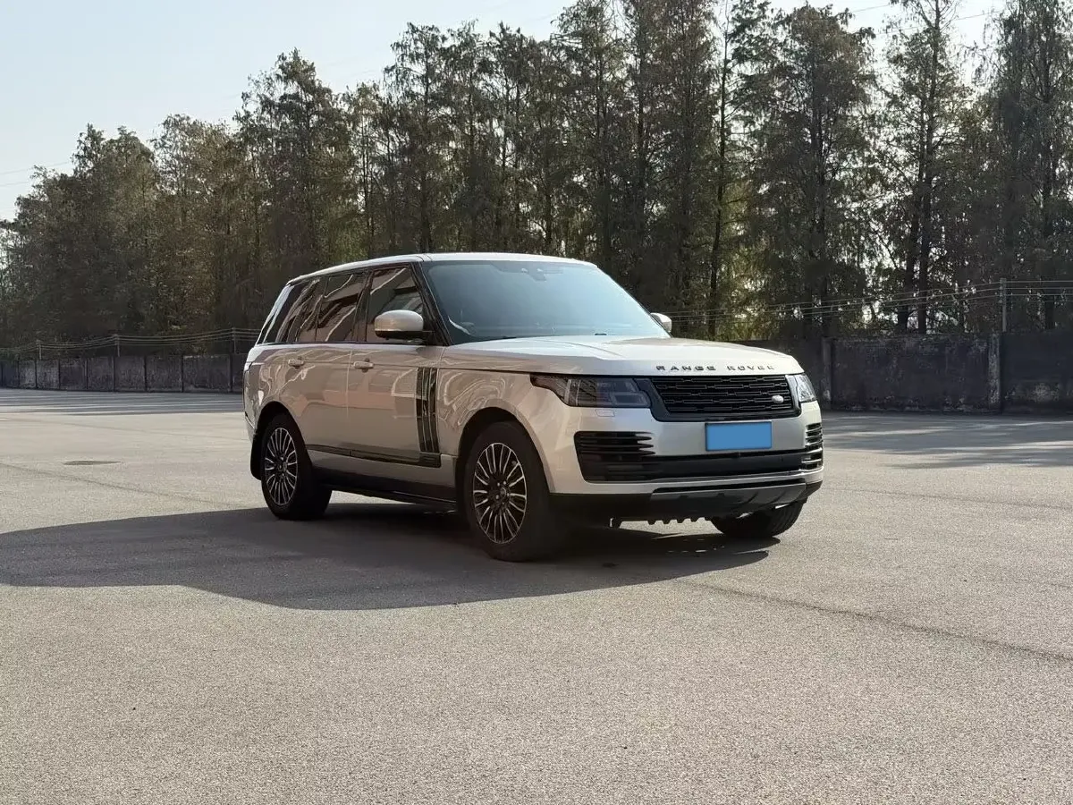 2018 Land Rover Range Rover Evoque 2.0T 241HP L4 9AT,autocango,china used car exporter,china ev exporter,chinese used car exporter,chinese used ev exporter