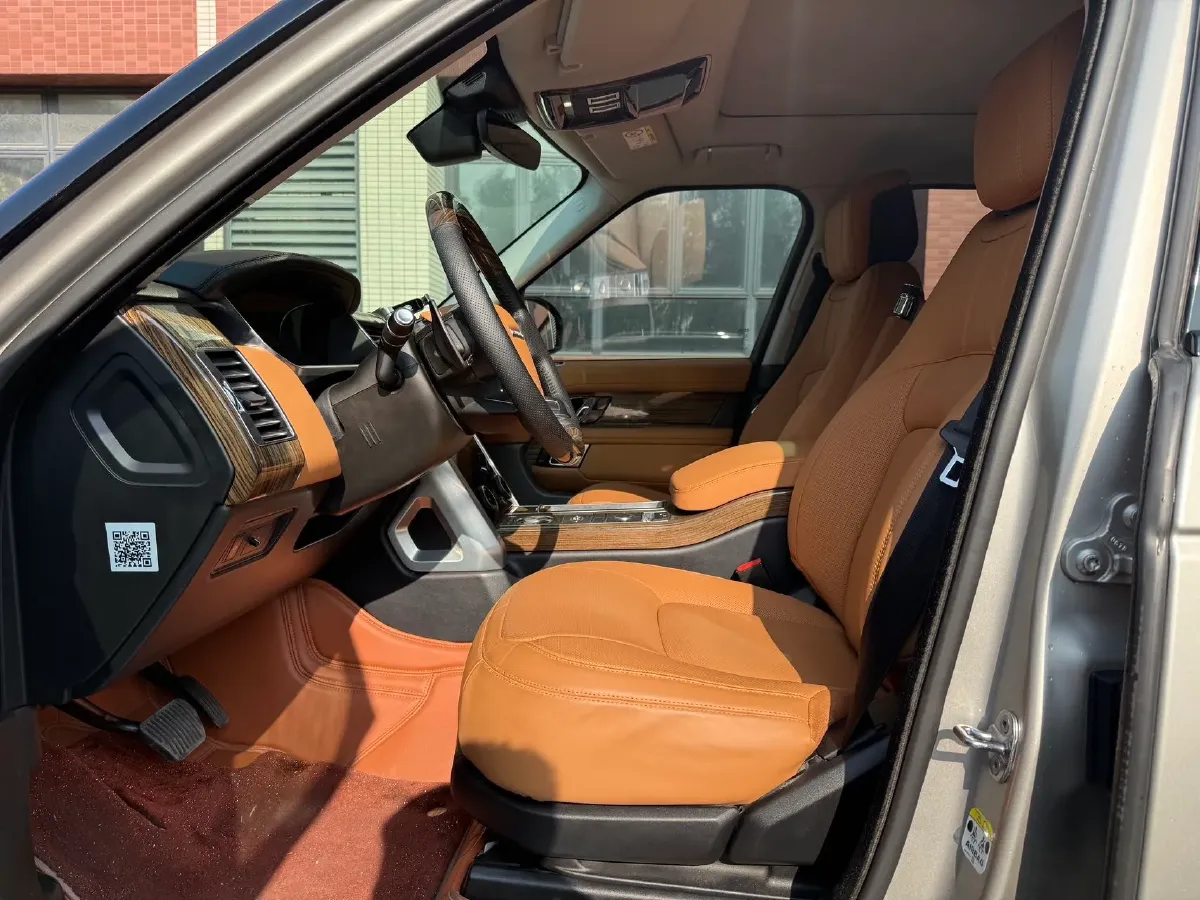 2018 Land Rover Range Rover Evoque 2.0T 241HP L4 9AT,autocango,china used car exporter,china ev exporter,chinese used car exporter,chinese used ev exporter