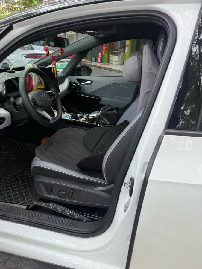 2025 Volkswagen ID.3 BEV 53.6KWH,autocango,china used car exporter,china ev exporter,chinese used car exporter,chinese used ev exporter