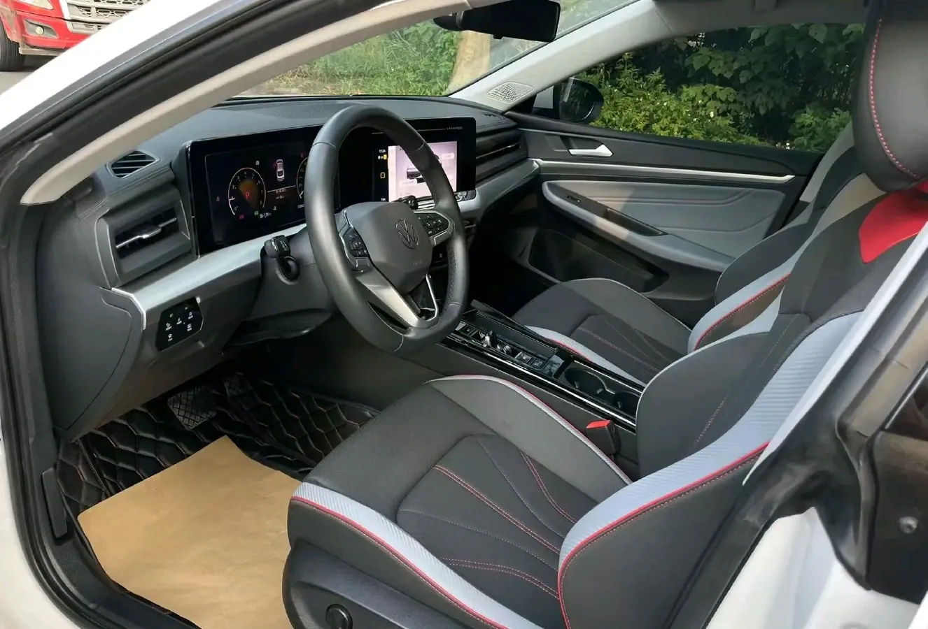 2023 Volkswagen Lamando 1.4T 150HP L4 7DCT,autocango,china used car exporter,china ev exporter,chinese used car exporter,chinese used ev exporter