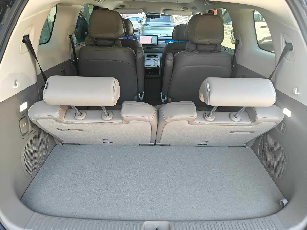 2026 IM LS9 REEV 155HP REEV,autocango,china used car exporter,china ev exporter,chinese used car exporter,chinese used ev exporter