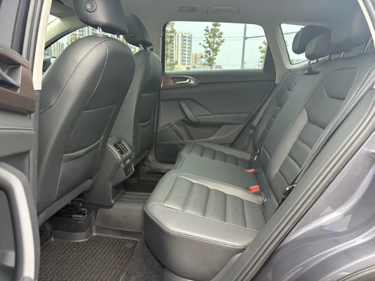 2020 Volkswagen Tharu 1.4T 150HP L4 7DCT,autocango,china used car exporter,china ev exporter,chinese used car exporter,chinese used ev exporter