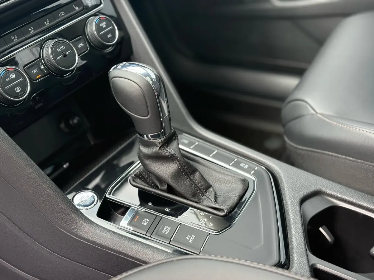 2020 Volkswagen Tharu 1.4T 150HP L4 7DCT,autocango,china used car exporter,china ev exporter,chinese used car exporter,chinese used ev exporter