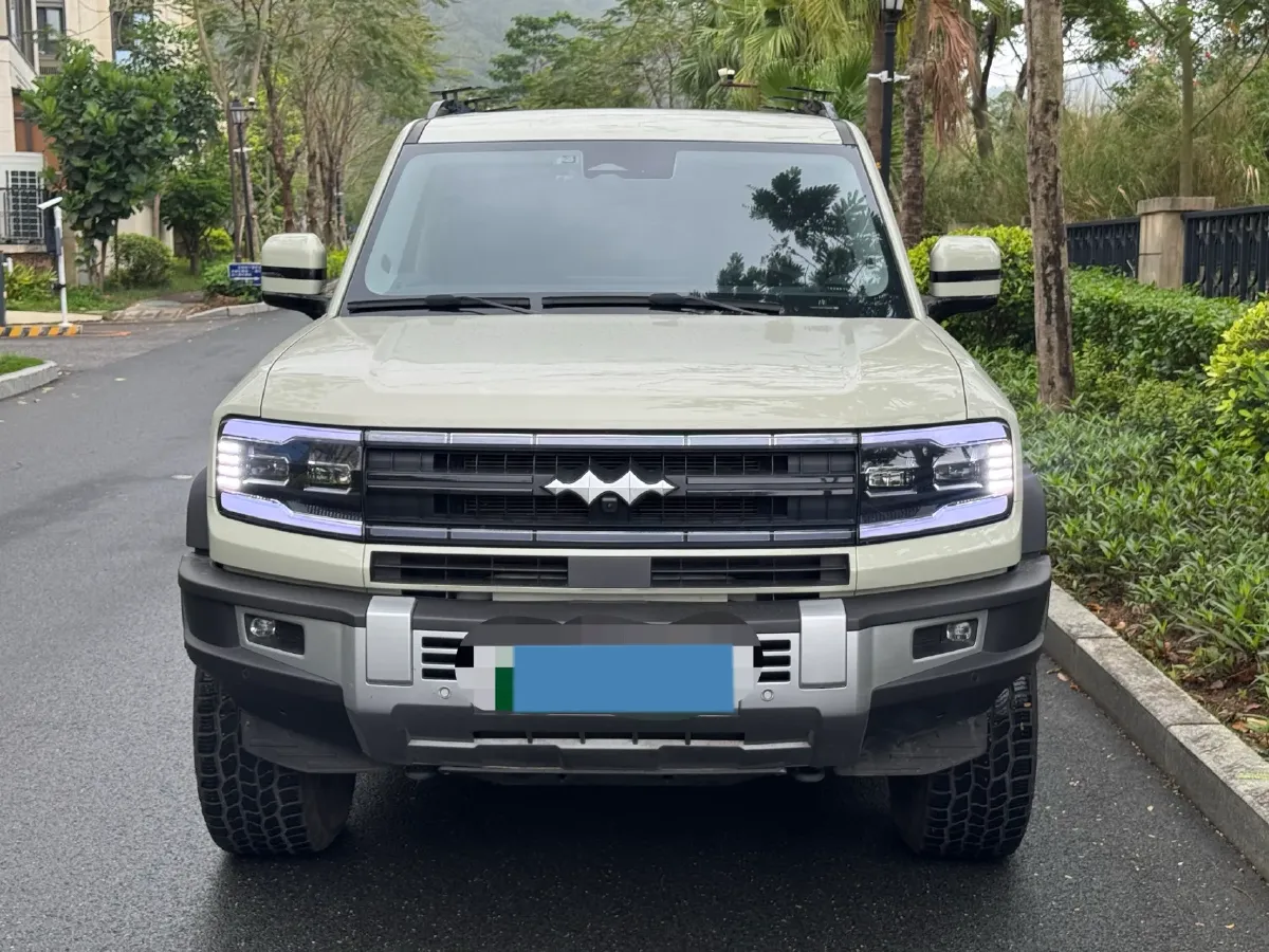 2023 FangChengBao Bao 5 1.5T 194HP L4 E-CVT PHEV 31.8KWH,autocango,china used car exporter,china ev exporter,chinese used car exporter,chinese used ev exporter