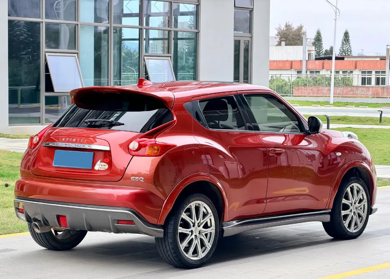 2014 Infiniti ESQ 1.6L 116HP L4 CVT,autocango,china used car exporter,china ev exporter,chinese used car exporter,chinese used ev exporter