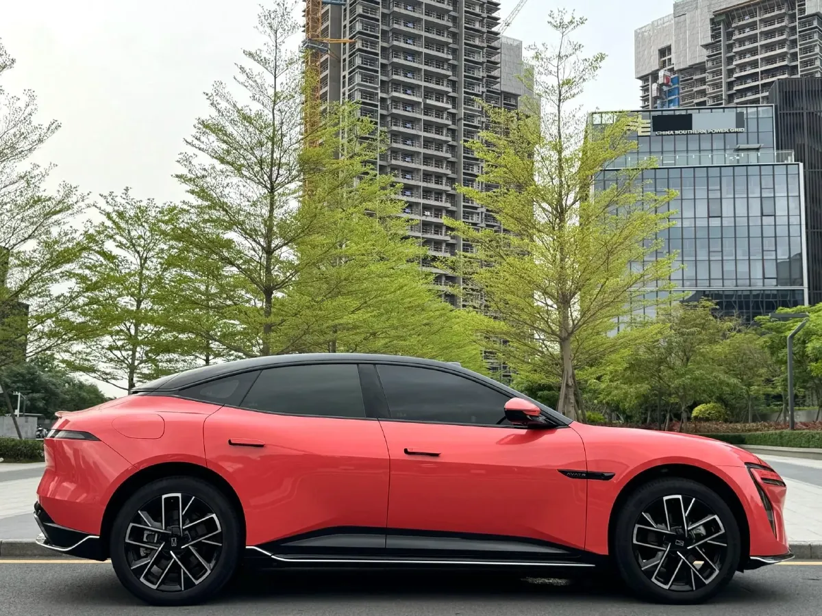 2025 Avatr 06 REEV 156HP REEV,autocango,china used car exporter,china ev exporter,chinese used car exporter,chinese used ev exporter