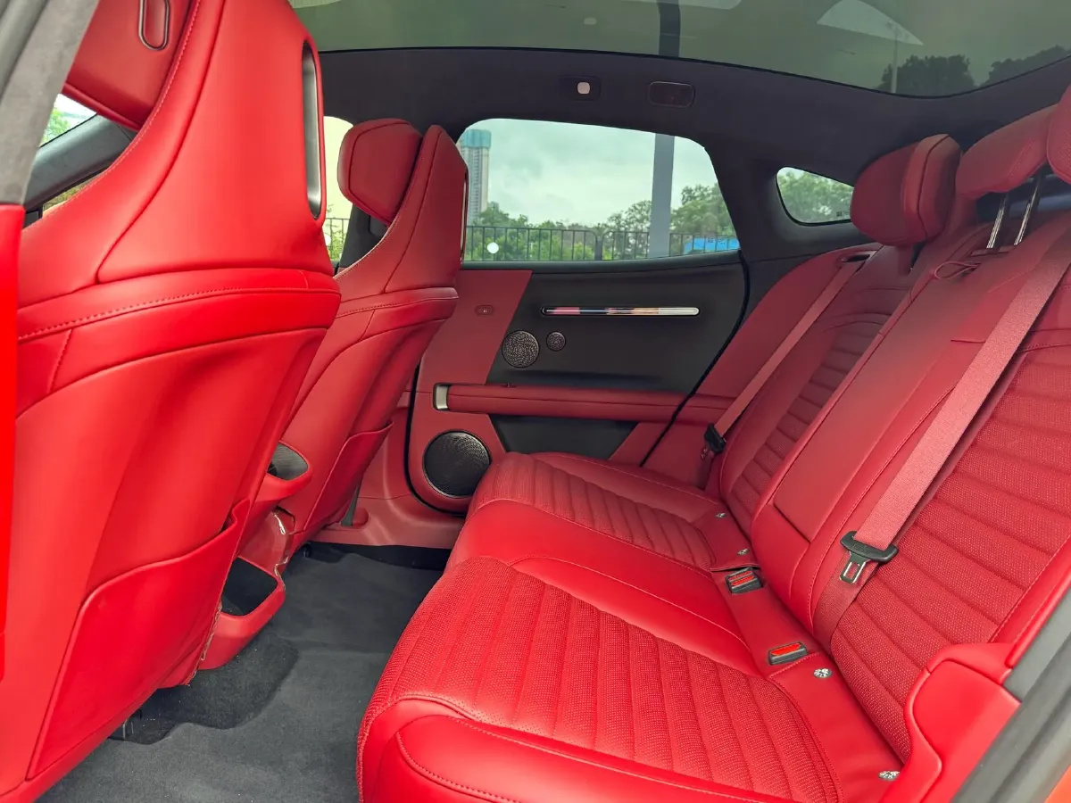 2025 Avatr 06 REEV 156HP REEV,autocango,china used car exporter,china ev exporter,chinese used car exporter,chinese used ev exporter