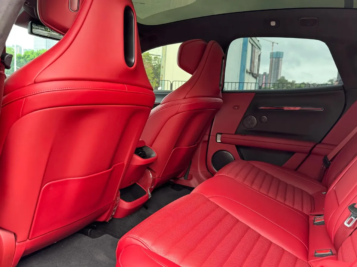 2025 Avatr 06 REEV 156HP REEV,autocango,china used car exporter,china ev exporter,chinese used car exporter,chinese used ev exporter