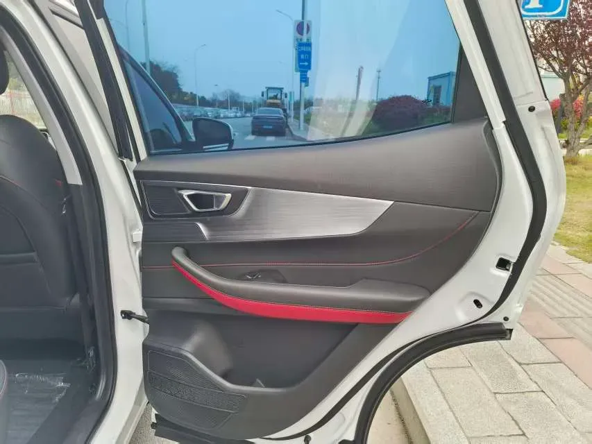 2022 Chery Tiggo 5x 1.5L 116HP L4 CVT,autocango,china used car exporter,china ev exporter,chinese used car exporter,chinese used ev exporter