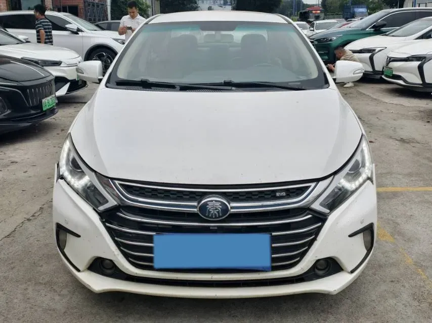 2017 BYD Qin 1.5T 154HP L4 6DCT PHEV,autocango,china used car exporter,china ev exporter,chinese used car exporter,chinese used ev exporter