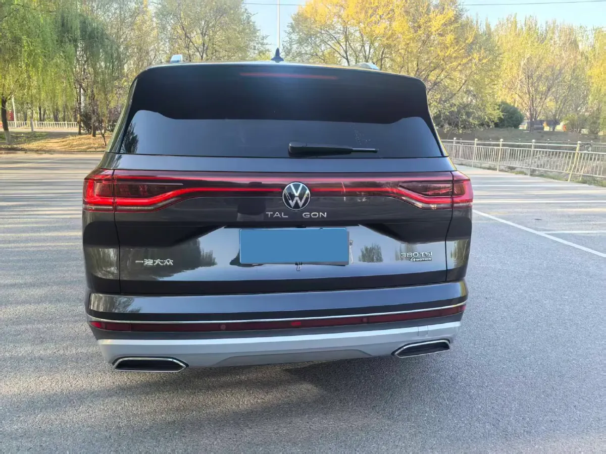 2021 Volkswagen Talagon 2.0T 220HP L4 7DCT,autocango,china used car exporter,china ev exporter,chinese used car exporter,chinese used ev exporter