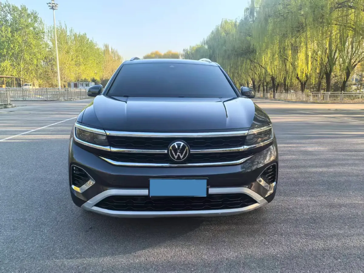2021 Volkswagen Talagon 2.0T 220HP L4 7DCT,autocango,china used car exporter,china ev exporter,chinese used car exporter,chinese used ev exporter
