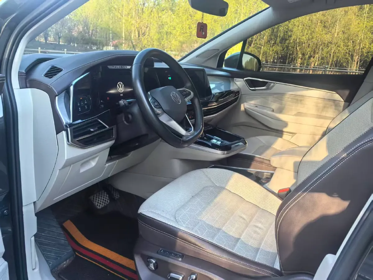 2021 Volkswagen Talagon 2.0T 220HP L4 7DCT,autocango,china used car exporter,china ev exporter,chinese used car exporter,chinese used ev exporter