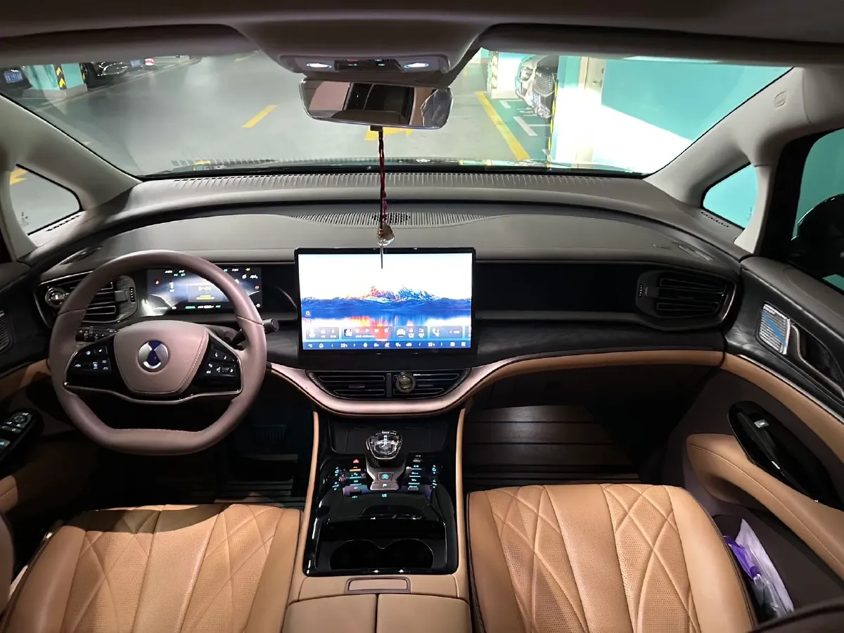 2023 Denza D9 1.5T 139HP L4 E-CVT PHEV 11.06KWH,autocango,china used car exporter,china ev exporter,chinese used car exporter,chinese used ev exporter