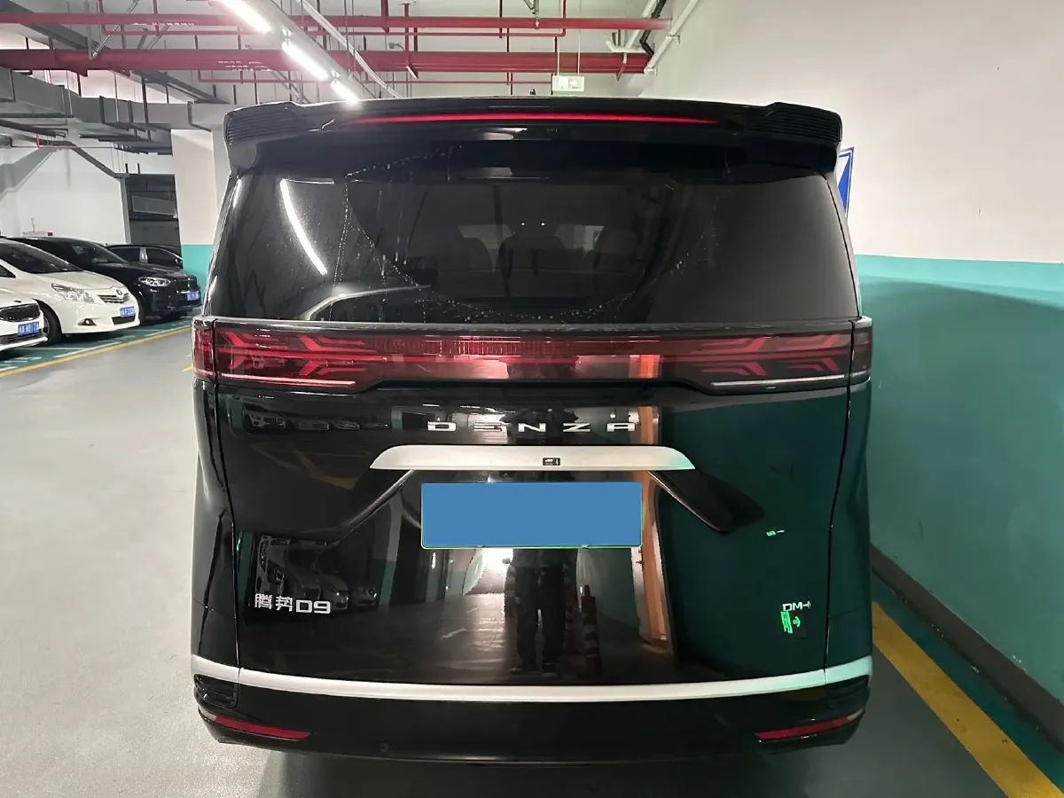 2023 Denza D9 1.5T 139HP L4 E-CVT PHEV 11.06KWH,autocango,china used car exporter,china ev exporter,chinese used car exporter,chinese used ev exporter