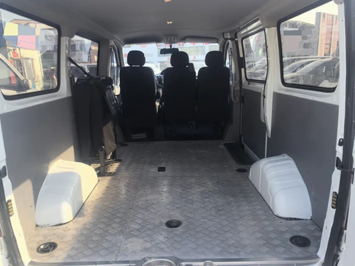 2021 MAXUS XinTu V80 2.0T 139HP L4 6MT,autocango,china used car exporter,china ev exporter,chinese used car exporter,chinese used ev exporter