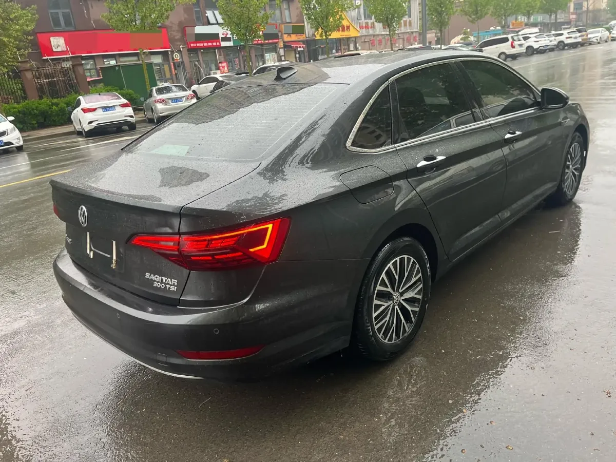 2019 Jeep Renegade 1.3T 173HP L4 7DCT,autocango,china used car exporter,china ev exporter,chinese used car exporter,chinese used ev exporter