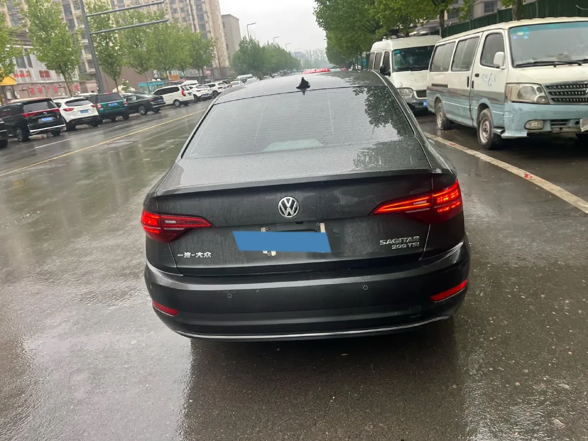 2019 Jeep Renegade 1.3T 173HP L4 7DCT,autocango,china used car exporter,china ev exporter,chinese used car exporter,chinese used ev exporter