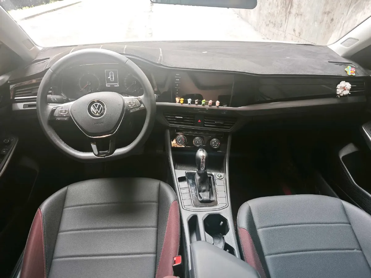 2021 Volkswagen Bora 1.5L 113HP L4 6AT,autocango,china used car exporter,china ev exporter,chinese used car exporter,chinese used ev exporter