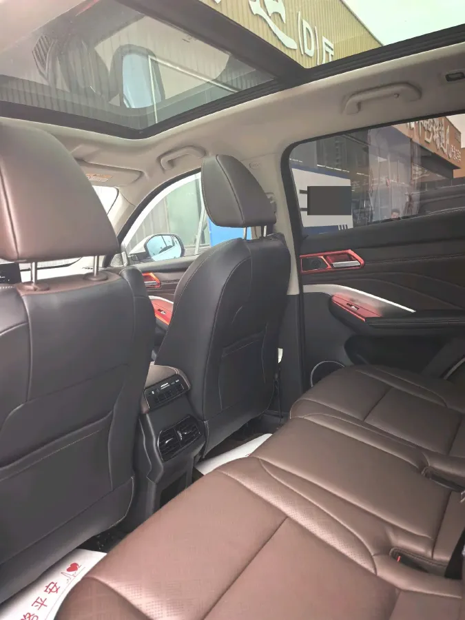 2019 WEY VV6 2.0T 224HP L4 7DCT,autocango,china used car exporter,china ev exporter,chinese used car exporter,chinese used ev exporter