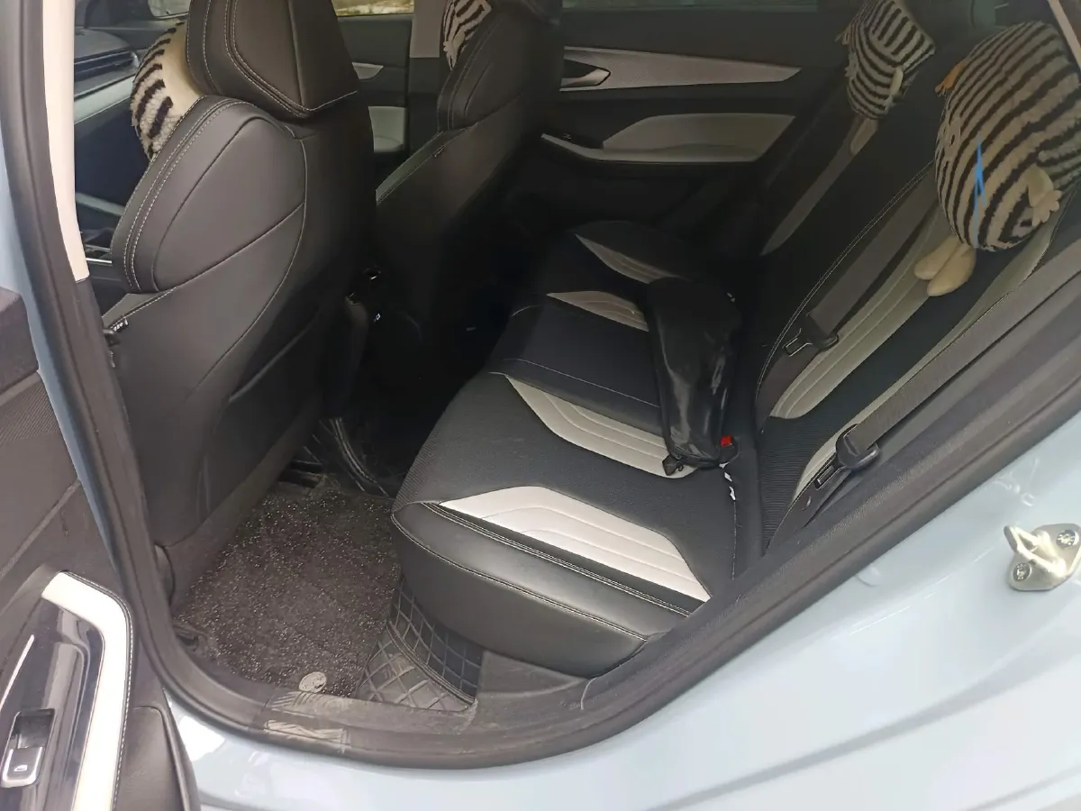 2024 Geely Binray 1.5T 181HP L4 7DCT,autocango,china used car exporter,china ev exporter,chinese used car exporter,chinese used ev exporter