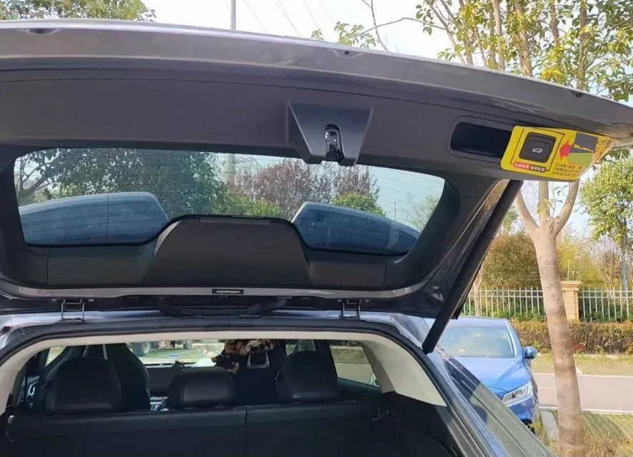 2023 Roewe RX5 1.5T 188HP L4 7DCT,autocango,china used car exporter,china ev exporter,chinese used car exporter,chinese used ev exporter