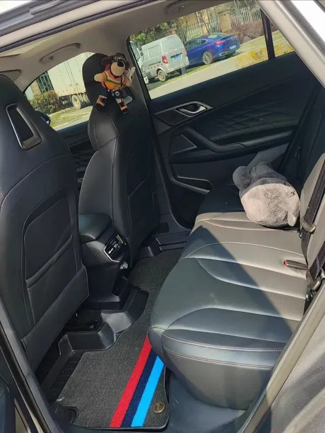 2023 Roewe RX5 1.5T 188HP L4 7DCT,autocango,china used car exporter,china ev exporter,chinese used car exporter,chinese used ev exporter