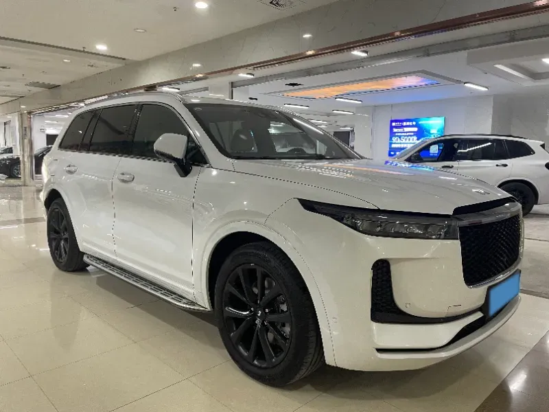 2021 Li ONE Range Extended 131HP REEV 40.5KWH,autocango,china used car exporter,china ev exporter,chinese used car exporter,chinese used ev exporter