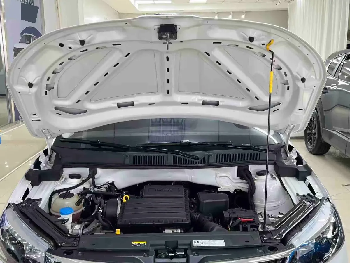 2022 Skoda Kamiq 1.5L 112HP L4 6AT,autocango,china used car exporter,china ev exporter,chinese used car exporter,chinese used ev exporter