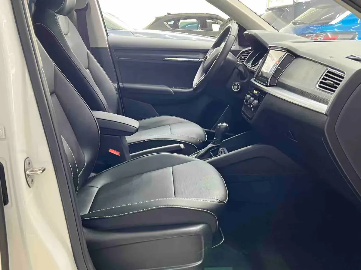 2022 Skoda Kamiq 1.5L 112HP L4 6AT,autocango,china used car exporter,china ev exporter,chinese used car exporter,chinese used ev exporter