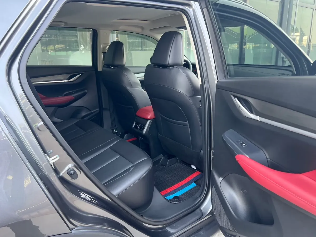 2022 ChangAn CS55 Plus 1.5T 180HP L4 7DCT,autocango,china used car exporter,china ev exporter,chinese used car exporter,chinese used ev exporter