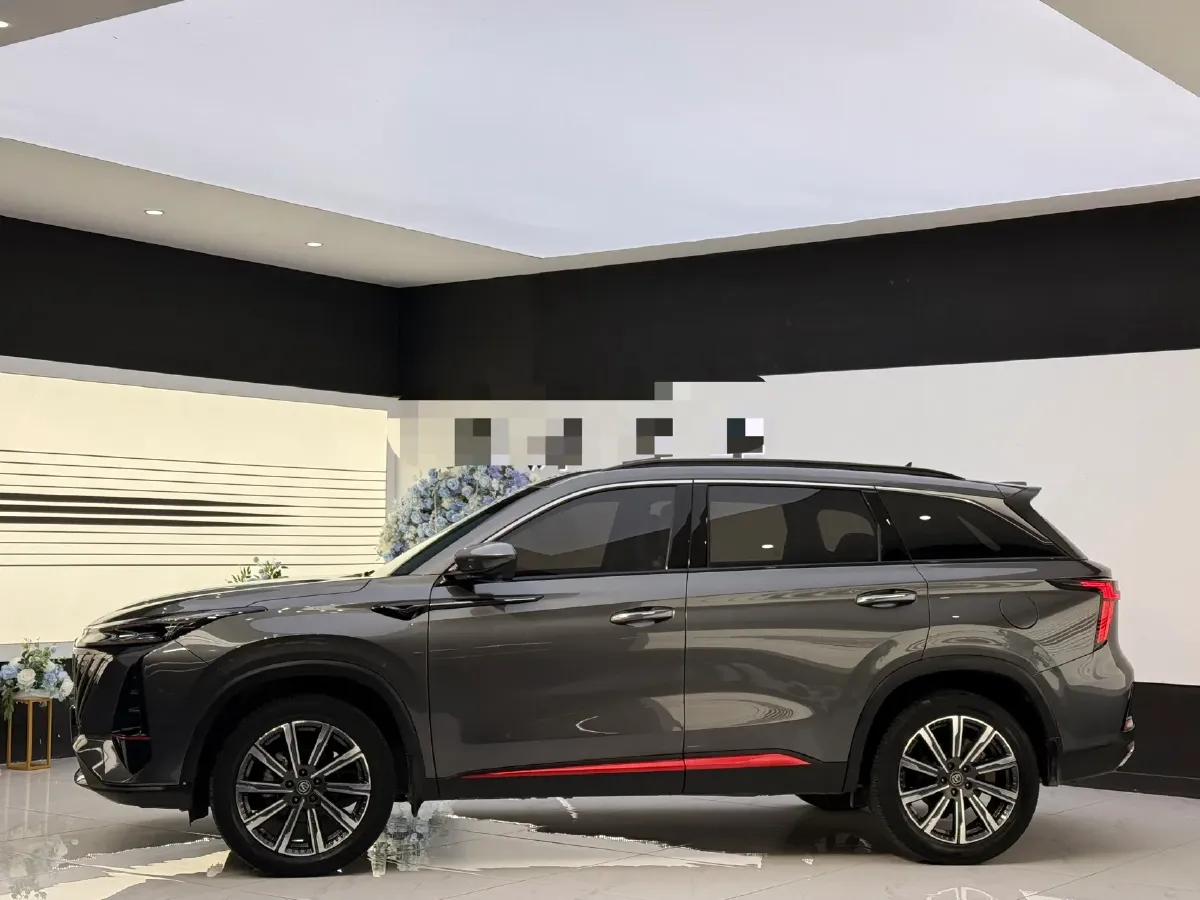 2022 ChangAn CS75 Plus 1.5T 188HP L4 8AT,autocango,china used car exporter,china ev exporter,chinese used car exporter,chinese used ev exporter