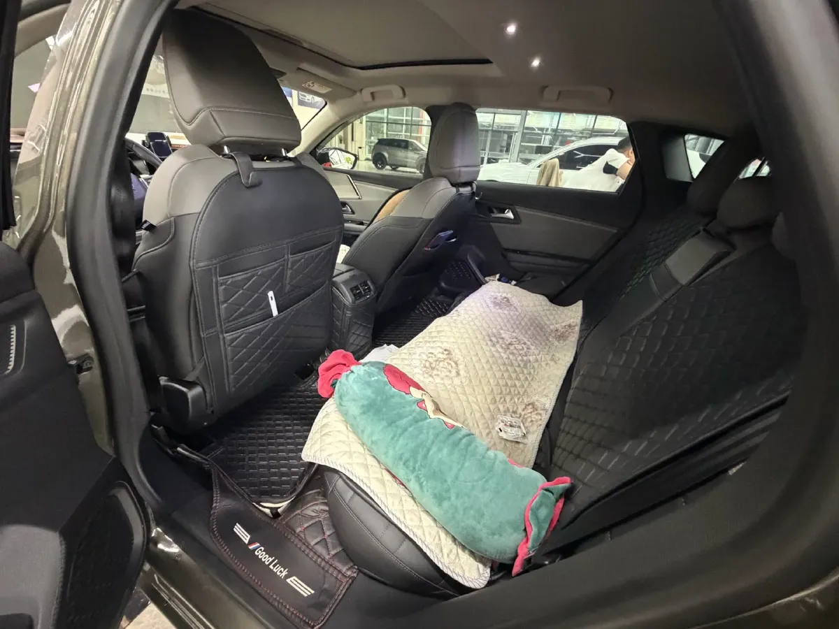 2022 Citroen C5 X 1.6T 175HP L4 8AT,autocango,china used car exporter,china ev exporter,chinese used car exporter,chinese used ev exporter