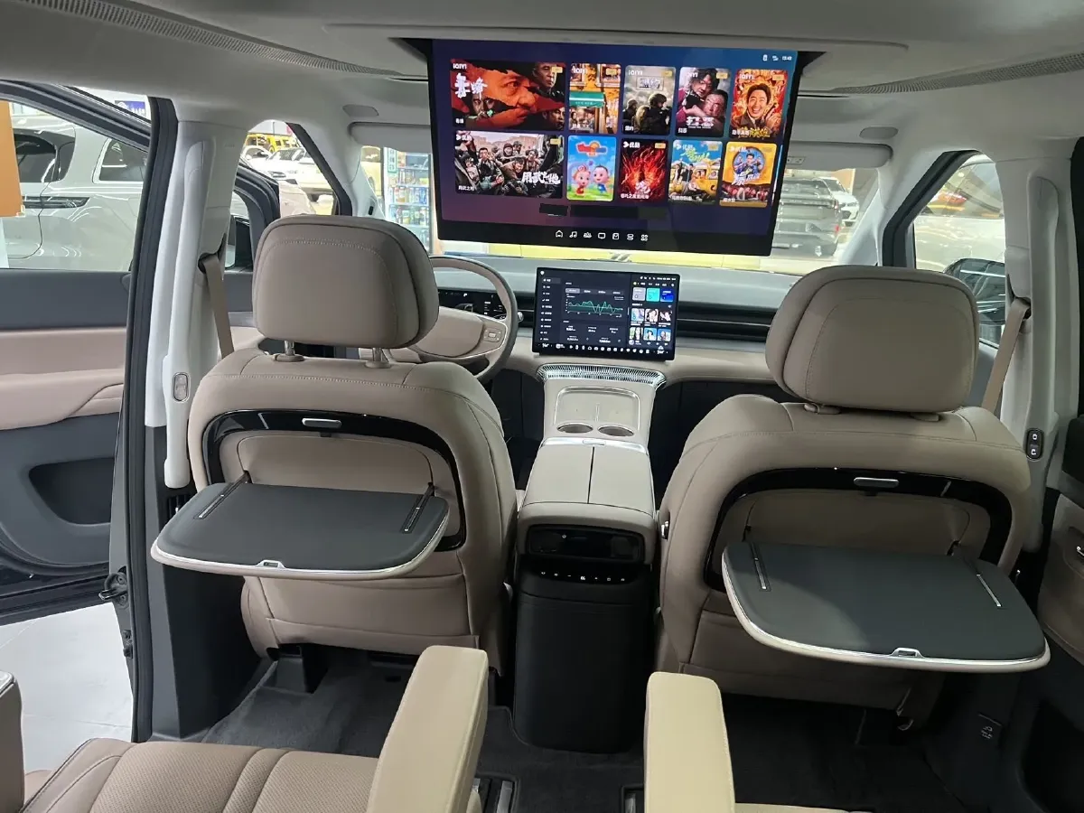 2025 Xpeng X9 BEV,autocango,china used car exporter,china ev exporter,chinese used car exporter,chinese used ev exporter