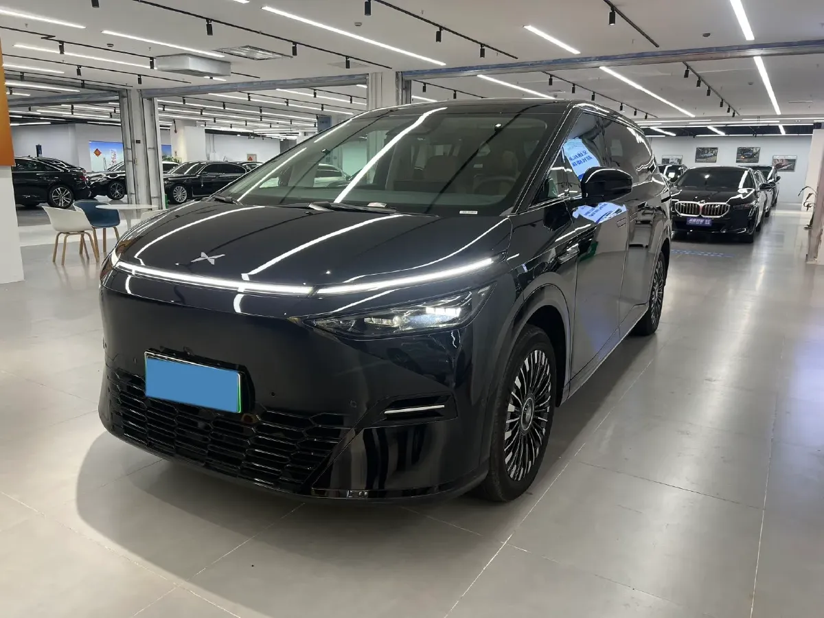 2025 Xpeng X9 BEV,autocango,china used car exporter,china ev exporter,chinese used car exporter,chinese used ev exporter