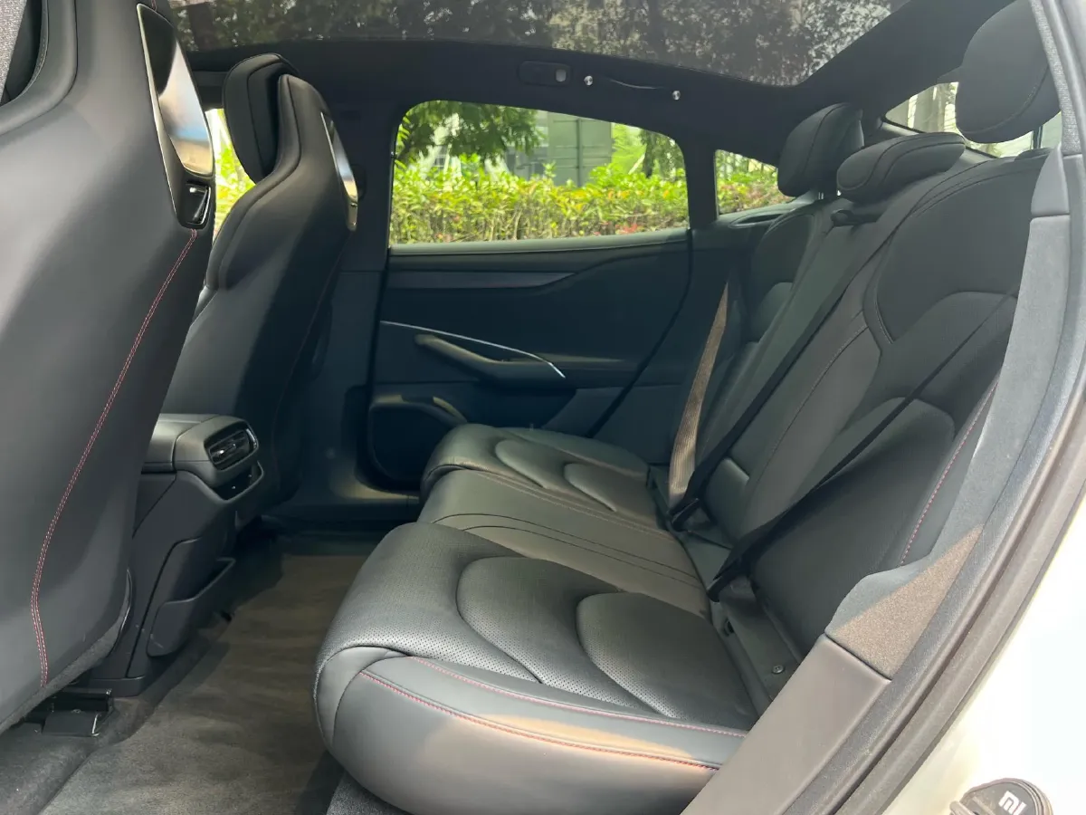 2024 MI SU7 BEV 94.3KWH,autocango,china used car exporter,china ev exporter,chinese used car exporter,chinese used ev exporter