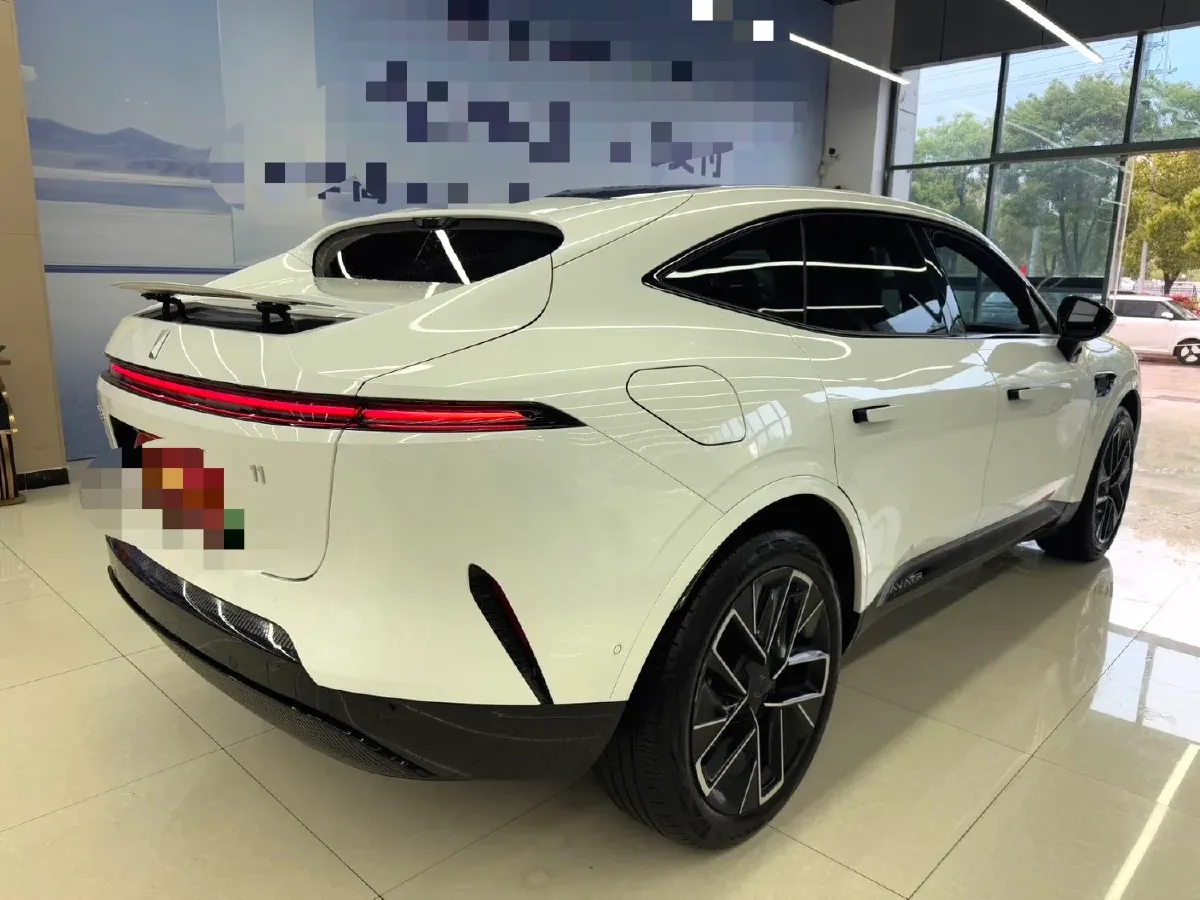 2025 Avatr 11 1.5T 156HP L4 REEV,autocango,china used car exporter,china ev exporter,chinese used car exporter,chinese used ev exporter