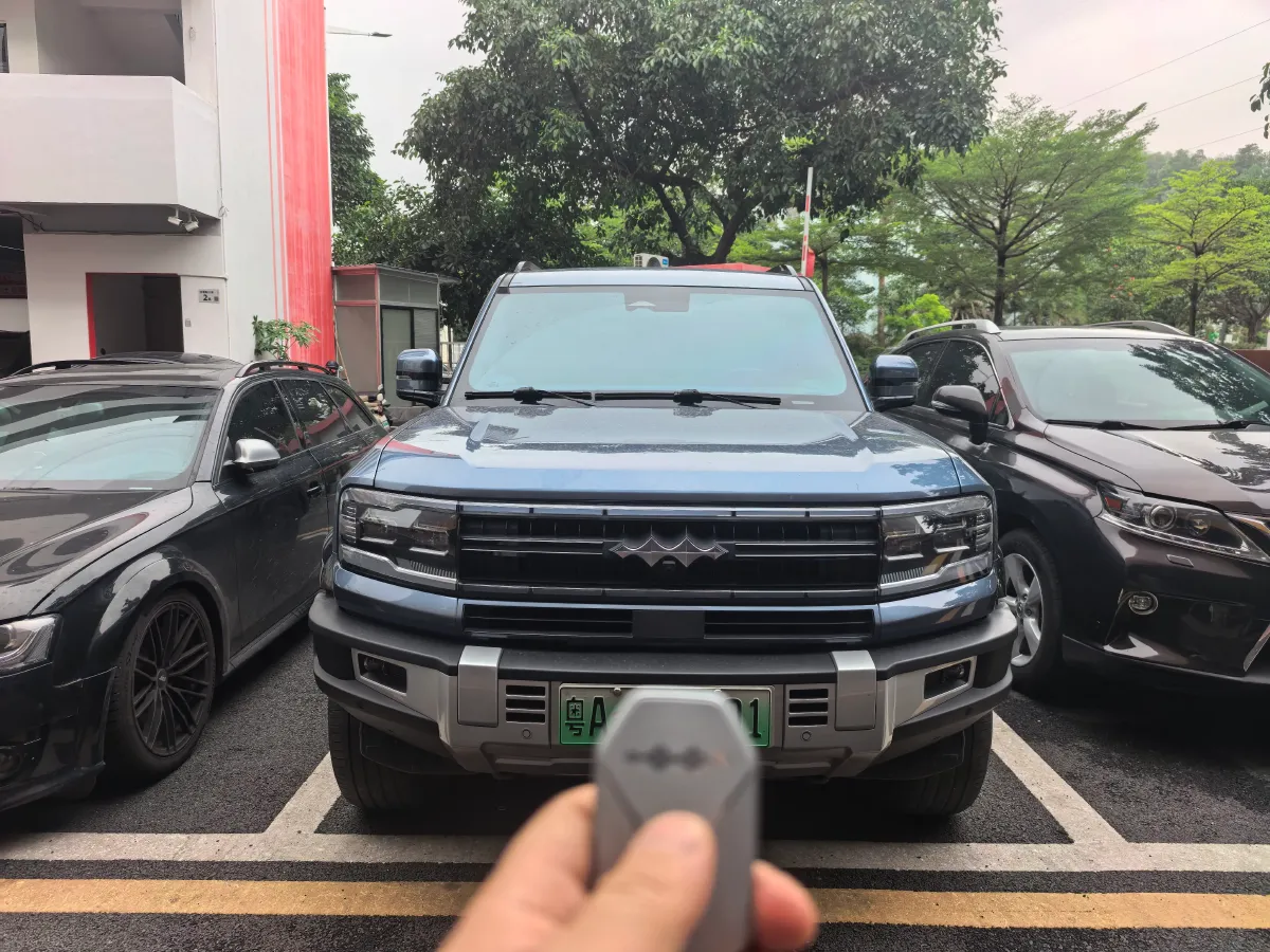 2023 Toyota Crown Kluger 2.5L 189HP L4 E-CVT Hybrid,autocango,china used car exporter,china ev exporter,chinese used car exporter,chinese used ev exporter