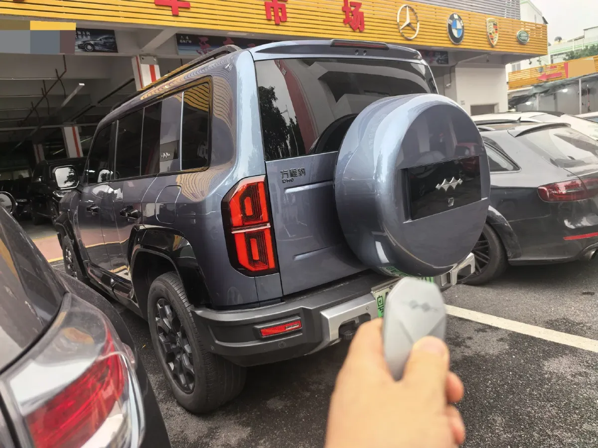 2023 Toyota Crown Kluger 2.5L 189HP L4 E-CVT Hybrid,autocango,china used car exporter,china ev exporter,chinese used car exporter,chinese used ev exporter