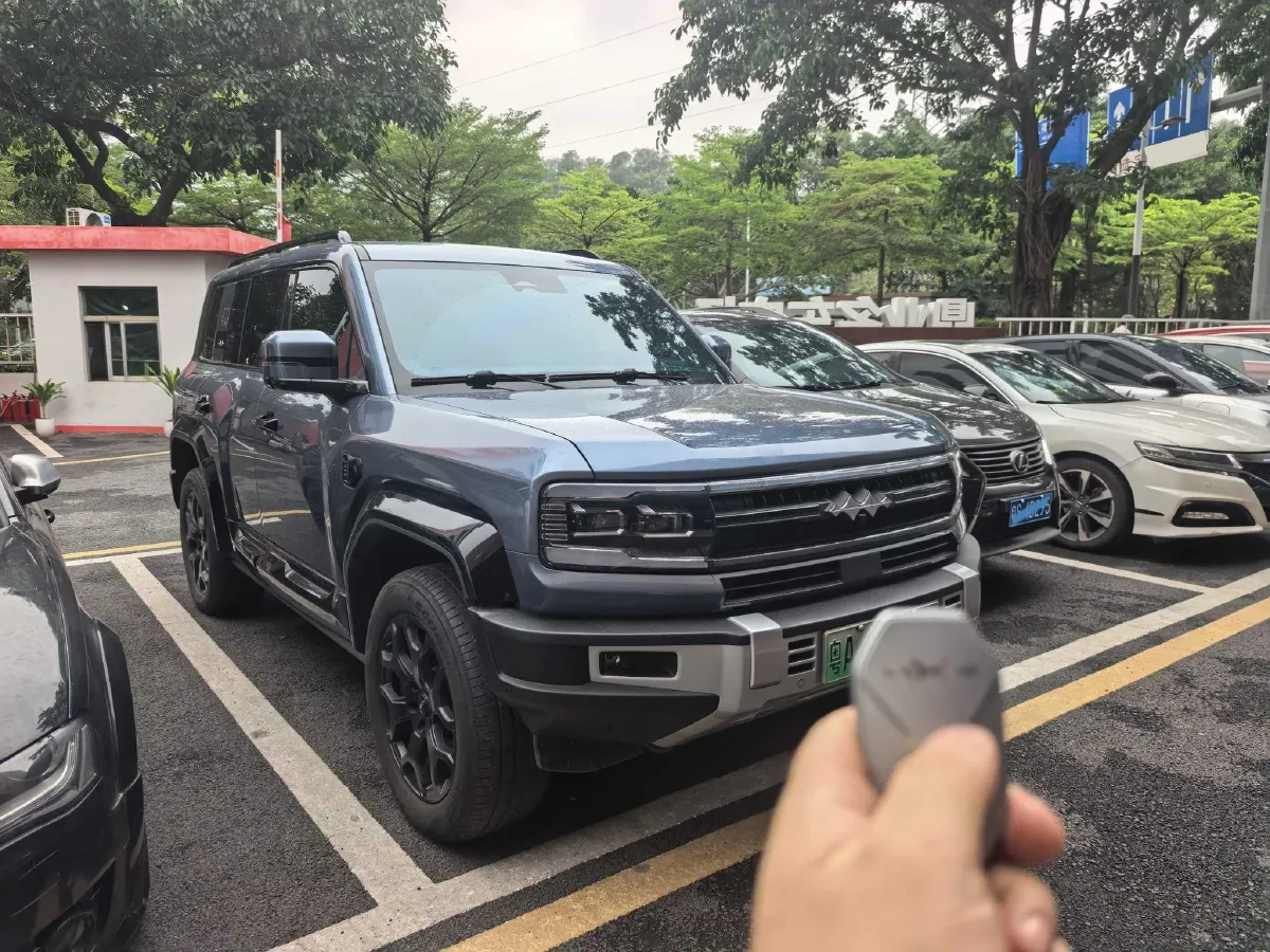 2023 Toyota Crown Kluger 2.5L 189HP L4 E-CVT Hybrid,autocango,china used car exporter,china ev exporter,chinese used car exporter,chinese used ev exporter