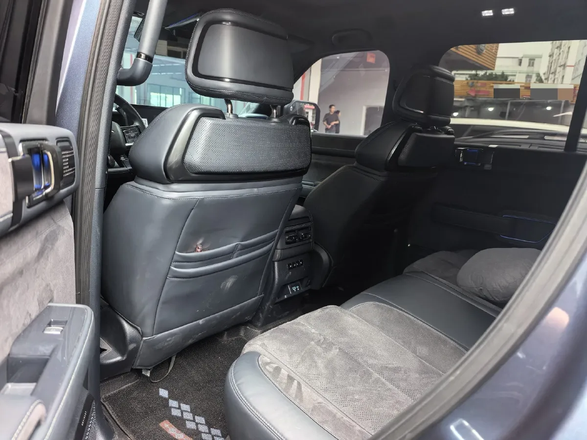 2023 Toyota Crown Kluger 2.5L 189HP L4 E-CVT Hybrid,autocango,china used car exporter,china ev exporter,chinese used car exporter,chinese used ev exporter