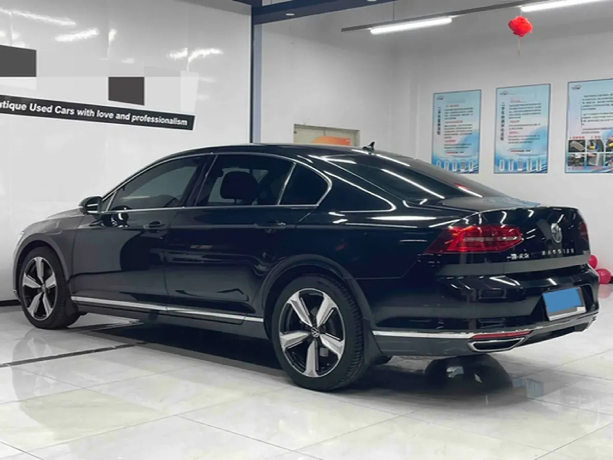 2018 Volkswagen Magotan 1.8T 180HP L4 7DCT,autocango,china used car exporter,china ev exporter,chinese used car exporter,chinese used ev exporter