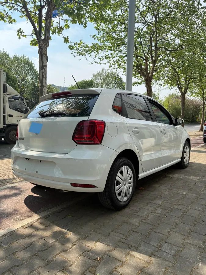 2016 Volkswagen Polo 1.4L 90HP L4 6AT,autocango,china used car exporter,china ev exporter,chinese used car exporter,chinese used ev exporter