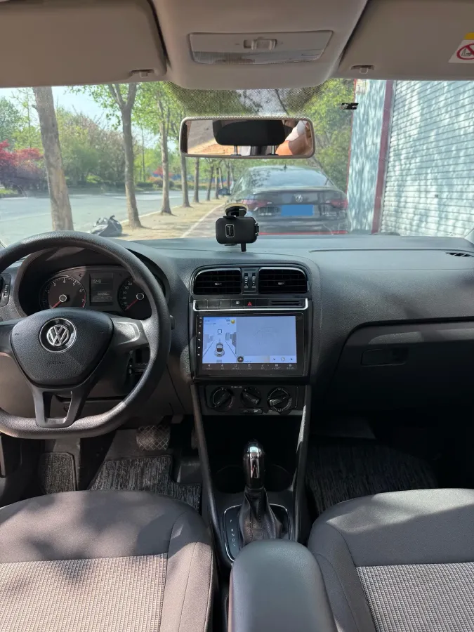 2016 Volkswagen Polo 1.4L 90HP L4 6AT,autocango,china used car exporter,china ev exporter,chinese used car exporter,chinese used ev exporter