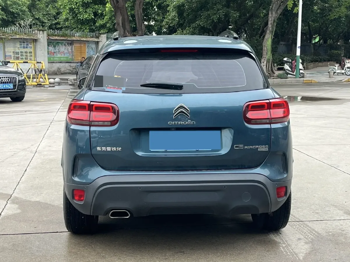 2019 Citroen C5 Aircross 1.6T 167HP L4 6AT,autocango,china used car exporter,china ev exporter,chinese used car exporter,chinese used ev exporter