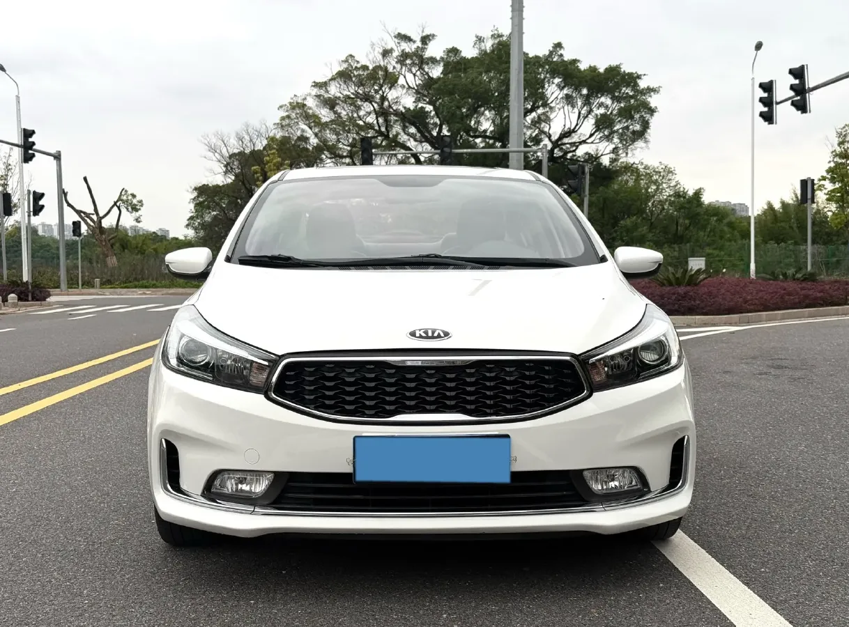 2017 Kia K3 1.6L 128HP L4 6AT,autocango,china used car exporter,china ev exporter,chinese used car exporter,chinese used ev exporter